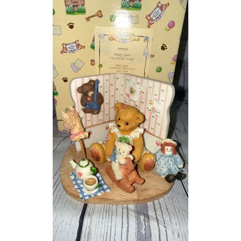 Cherished Teddies Mary Jane My Favorite Things 277002 Figurine Boxed 1997